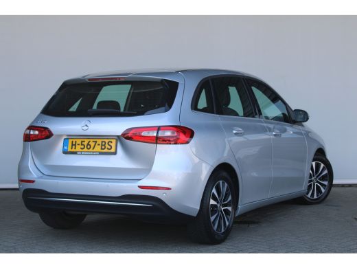 Mercedes B-Klasse Mercedes-Benz 180 Business Solution | Achteruitrijcamera | Apple Carplay/Android Auto|telefoonint... ActivLease financial lease