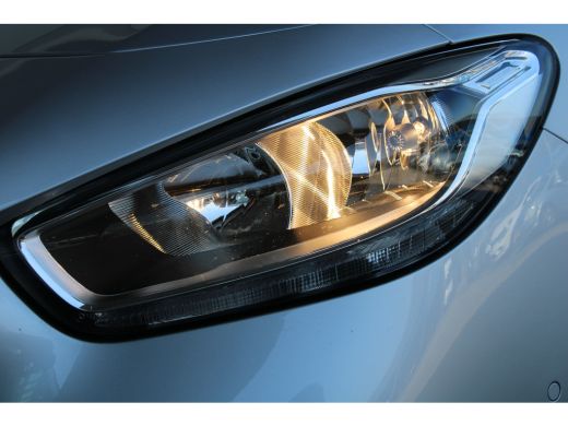 Mercedes B-Klasse Mercedes-Benz 180 Business Solution | Achteruitrijcamera | Apple Carplay/Android Auto|telefoonint... ActivLease financial lease