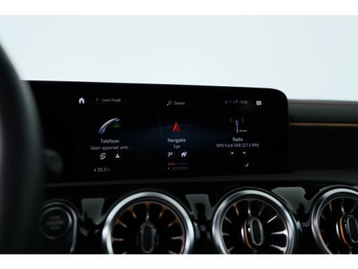 Mercedes CLA-Klasse Shooting Brake 250 e Luxury Line | Panoramadak | Led | BLIS | Stoelverwarming | Widescreen | Came... ActivLease financial lease