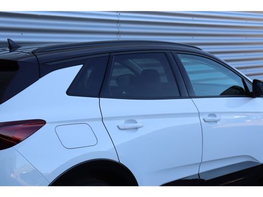 Opel Grandland Opel 1.2 TURBO 130PK LEVEL 4 GS AUTOMAAT / NAVI / LEDER / CLIMA / LED / PDC / AGR / 18" LMV / WIN... ActivLease financial lease