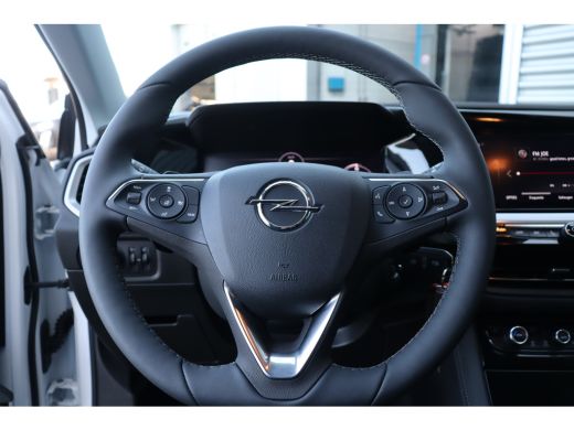 Opel Grandland Opel 1.2 TURBO 130PK LEVEL 4 GS AUTOMAAT / NAVI / LEDER / CLIMA / LED / PDC / AGR / 18" LMV / WIN... ActivLease financial lease