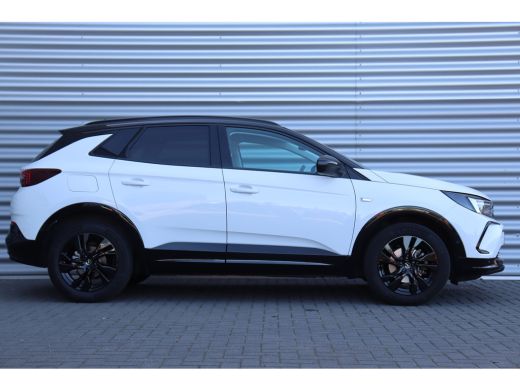 Opel Grandland Opel 1.2 TURBO 130PK LEVEL 4 GS AUTOMAAT / NAVI / LEDER / CLIMA / LED / PDC / AGR / 18" LMV / WIN... ActivLease financial lease
