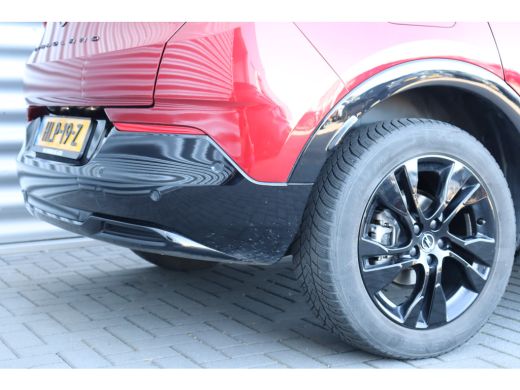 Opel Grandland Opel 1.2 TURBO 130PK LEVEL 4 GS AUTOMAAT / NAVI / LEDER / CLIMA / LED / PDC / AGR / 18" LMV / WIN... ActivLease financial lease