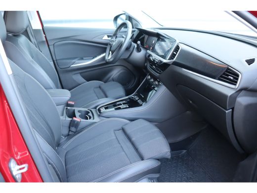 Opel Grandland Opel 1.2 TURBO 130PK LEVEL 4 GS AUTOMAAT / NAVI / LEDER / CLIMA / LED / PDC / AGR / 18" LMV / WIN... ActivLease financial lease
