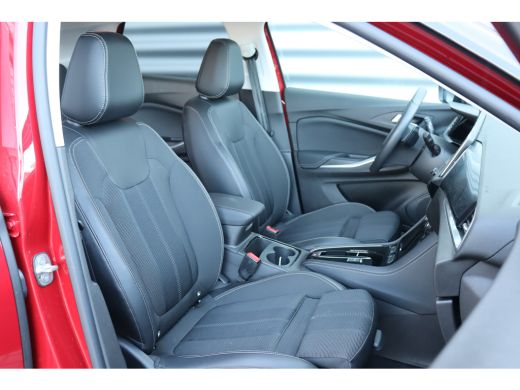 Opel Grandland Opel 1.2 TURBO 130PK LEVEL 4 GS AUTOMAAT / NAVI / LEDER / CLIMA / LED / PDC / AGR / 18" LMV / WIN... ActivLease financial lease