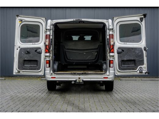 Opel Vivaro L2H1 | Irmscher GT| NR75/100 | 5-Zits | Navigatie | Climate | Cruise | PDC | Euro 6 ActivLease financial lease
