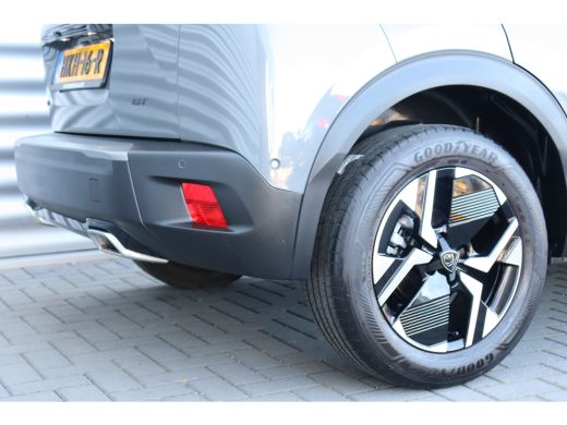 Peugeot 2008 Peugeot 1.2 PURETECH 130PK GT PACK AUTOMAAT / NAVI / LEDER / CLIMA / LED / PDC / 17" LMV / KEYLES... ActivLease financial lease