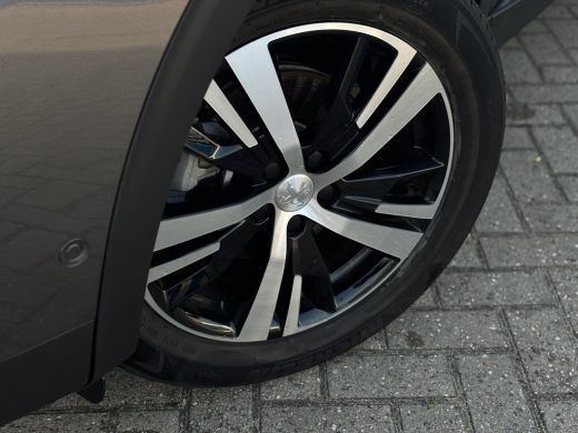 Peugeot 3008 Peugeot 1.2 Hybrid GT | Achteruitrijcamera | Apple Carplay/Android Auto|telefoonintegratie premiu... ActivLease financial lease