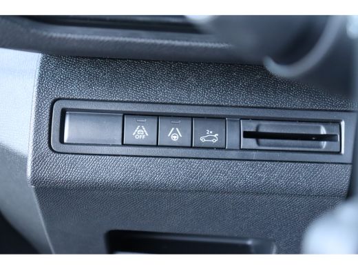 Peugeot 3008 Peugeot 1.2 PURETECH 130PK GT PACK AUTOMAAT / NAVI / LEDER / CLIMA / PDC / 19" LMV / CAMERA / BLA... ActivLease financial lease