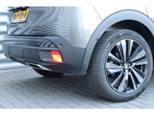 Peugeot 3008 1.2 PURETECH 130PK GT PACK AUTOMAAT / NAVI / LEDER / CLIMA / PDC / 19" LMV / CAMERA / BLACK PACK ... ActivLease financial lease