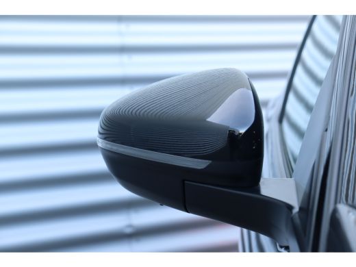 Peugeot 3008 1.2 PURETECH 130PK GT PACK AUTOMAAT / NAVI / LEDER / CLIMA / PDC / 19" LMV / CAMERA / BLACK PACK ... ActivLease financial lease