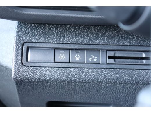 Peugeot 3008 1.2 PURETECH 130PK GT PACK AUTOMAAT / NAVI / LEDER / CLIMA / PDC / 19" LMV / CAMERA / BLACK PACK ... ActivLease financial lease