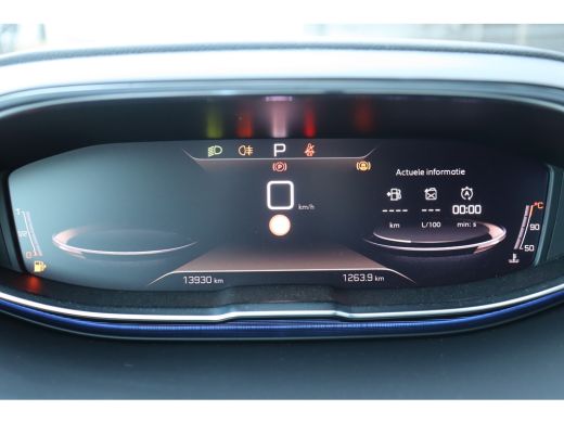 Peugeot 3008 1.2 PURETECH 130PK GT PACK AUTOMAAT / NAVI / LEDER / CLIMA / PDC / 19" LMV / CAMERA / BLACK PACK ... ActivLease financial lease
