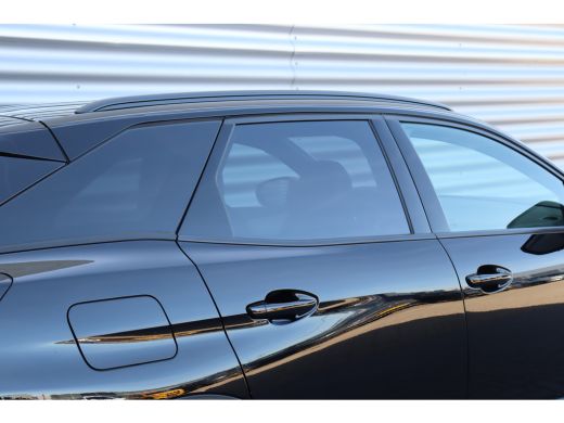 Peugeot 3008 Peugeot 1.2 PURETECH 130PK GT PACK AUTOMAAT / NAVI / LEDER / CLIMA / PDC / 19" LMV / CAMERA / BLA... ActivLease financial lease
