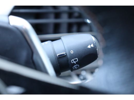 Peugeot 3008 Peugeot 1.2 PURETECH 130PK GT PACK AUTOMAAT / NAVI / LEDER / CLIMA / PDC / 19" LMV / CAMERA / BLA... ActivLease financial lease
