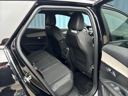 Peugeot 3008 Peugeot 1.6 HYbrid 225 GT | 19 inch lichtmetalen velgen 'San Fransico' | Achteruitrijcamera | App... ActivLease financial lease