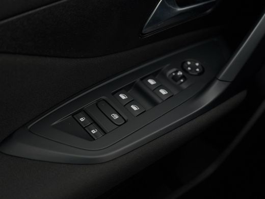Peugeot 308 SW Peugeot 1.6 Plug-in Hybrid 180 Active Pack Business | AGR-bestuurdersstoel | Apple Carplay/And... ActivLease financial lease
