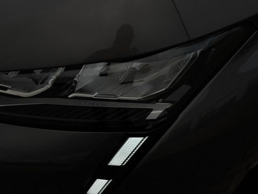 Peugeot 308 SW Peugeot 1.6 Plug-in Hybrid 180 Active Pack Business | AGR-bestuurdersstoel | Apple Carplay/And... ActivLease financial lease