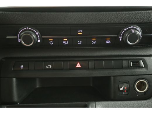 Peugeot e-Expert 75 kWh L2H1 | Gratis E-Step | Elektrisch | EMISSIEVRIJE ZONE | Automaat Airco 360 Camera Carplay ... ActivLease financial lease