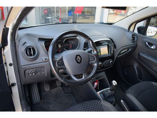 Renault Captur 0.9 TCe Intens | Trekhaak | Camera | Climate | Navi ActivLease financial lease