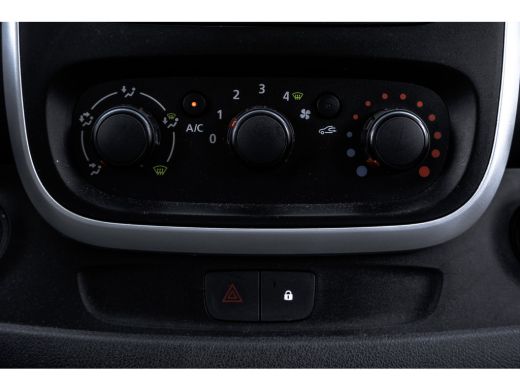 Renault Trafic 1.6 dCi L2H1 125PK | 6-Zits | Navigatie | Cruise | Airco | PDC | Euro 6 ActivLease financial lease