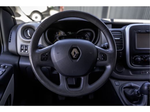 Renault Trafic 1.6 dCi L2H1 125PK | 6-Zits | Navigatie | Cruise | Airco | PDC | Euro 6 ActivLease financial lease