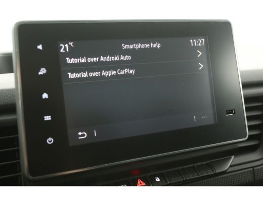 Renault Trafic 2.0 dCi T30 L2H1 Airco Cruise Carplay Parkeersensoren 3 Persoons Elektrpakket ActivLease financial lease
