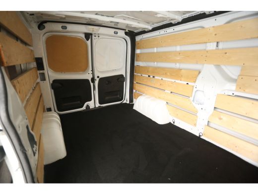 Renault Trafic 2.0 dCi T30 L2H1 Airco Cruise Carplay Parkeersensoren 3 Persoons Elektrpakket ActivLease financial lease