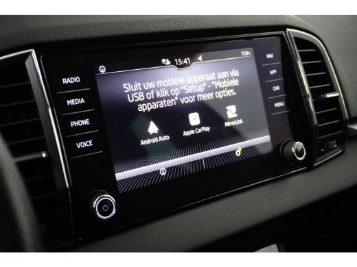 Skoda Karoq 1.5 TSI 150 pk ACT Business Edition 7-DSG | Panoramadak | Achteruitrijcamera | Apple carplay | ActivLease financial lease
