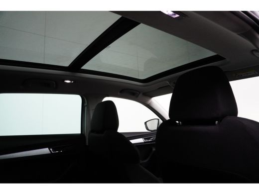 Skoda Karoq 1.5 TSI 150 pk ACT Business Edition 7-DSG | Panoramadak | Achteruitrijcamera | Apple carplay | ActivLease financial lease