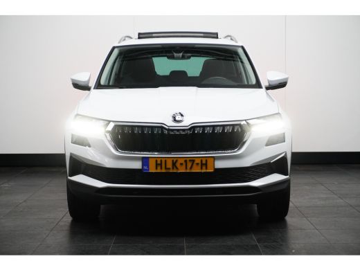 Skoda Karoq 1.5 TSI 150 pk ACT Business Edition 7-DSG | Panoramadak | Achteruitrijcamera | Apple carplay | ActivLease financial lease