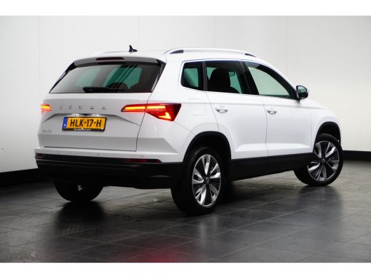 Skoda Karoq 1.5 TSI 150 pk ACT Business Edition 7-DSG | Panoramadak | Achteruitrijcamera | Apple carplay | ActivLease financial lease