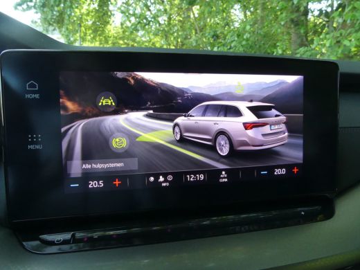 Skoda Octavia Combi 1.0 TSI 110PK Business Edition | TREKHAAK | LED | NAVI | PARKEERSENSOREN V+A | ActivLease financial lease