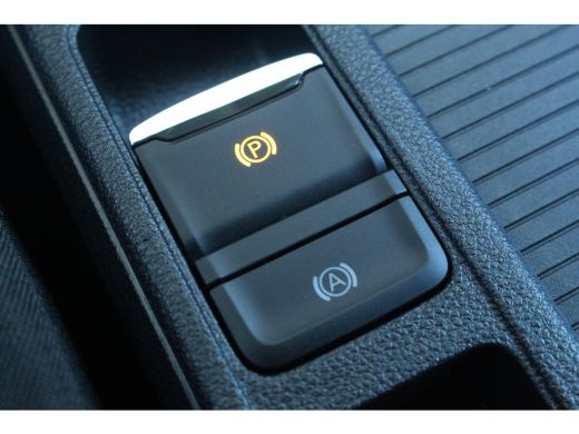 Skoda Octavia Combi 1.0 e-TSI BNS Edition | Trekhaak | LED | Stoelverw. | Cruise | PDC V+A | Elek. Achterklep |... ActivLease financial lease
