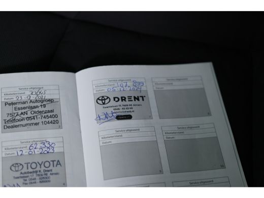 Toyota Corolla Touring Sports 1.8 Hybrid Business Plus | Camera | Adaptive Cruise | Led | Climate Control | Trekhaak | Stoelver... ActivLease financial lease