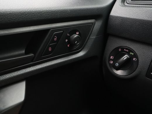 Volkswagen Caddy 2.0 TDI L1H1 BMT Highline Navigatie Pdc Voorruitverwarming Cruise ActivLease financial lease