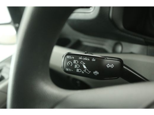 Volkswagen Crafter 30 2.0 TDI L3H3 | BPM VRIJ | 140PK Airco Carplay Cruise 17"LMV Navigatie PDC 3 Persoons ActivLease financial lease