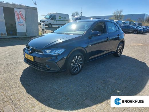 Volkswagen Polo Volkswagen 1.0 TSI Life | Adaptive Cruise | PDC V+A | Airco | Carplay | DAB | LMV 15" | Lane Assi... Volkswagen Polo Volkswagen 1.0 TSI Life | Adaptive Cruise | PDC V+A | Airco | Carplay | DAB | LMV 15" | Lane Assi...