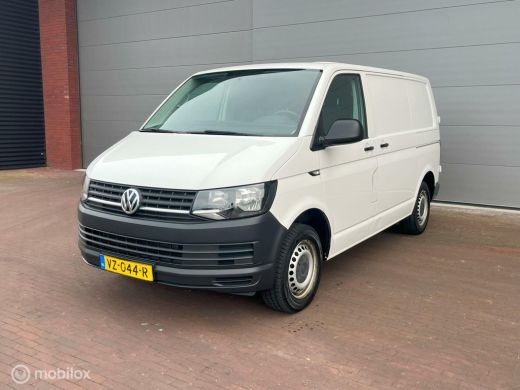 Volkswagen Transporter 2.0 TDI L1H1 Highli. EURO6 Navi Cruis Volkswagen Transporter 2.0 TDI L1H1 Highli. EURO6 Navi Cruis