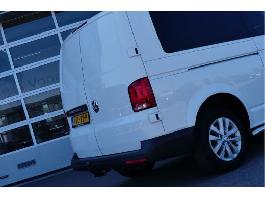 Volkswagen Transporter | 6 persoons | Dubbele Cabine | Comfort line | Navi By App | Trekhaak | App Connect . ActivLease financial lease