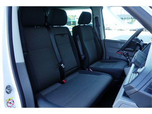 Volkswagen Transporter | 6 persoons | Dubbele Cabine | Comfort line | Navi By App | Trekhaak | App Connect . ActivLease financial lease