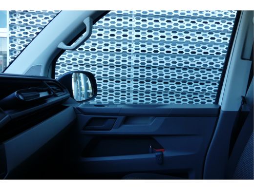 Volkswagen Transporter | 6 persoons | Dubbele Cabine | Comfort line | Navi By App | Trekhaak | App Connect . ActivLease financial lease