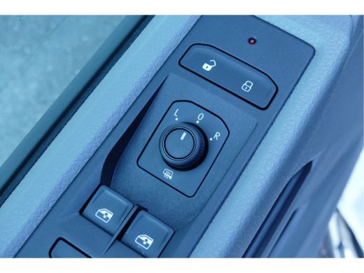Volkswagen Transporter | 6 persoons | Dubbele Cabine | Comfort line | Navi By App | Trekhaak | App Connect . ActivLease financial lease