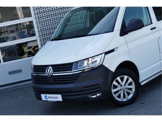 Volkswagen Transporter | 6 persoons | Dubbele Cabine | Comfort line | Navi By App | Trekhaak | App Connect . ActivLease financial lease