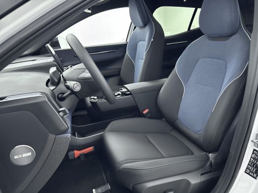 Volvo  EX30 Twin Motor Performance Ultra 69 kWh | 20"LM Velgen | Climate Pack | Getint glas | Panoramadak | H... ActivLease financial lease
