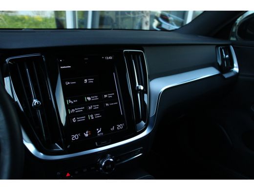 Volvo  V60 T6 Recharge AWD R-Design | Adaptive cruise | Harman/Kardon | Camera | Climate-Pack | 19-inch | BLIS ActivLease financial lease