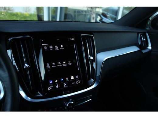 Volvo  V60 T6 Recharge AWD R-Design | Adaptive cruise | Harman/Kardon | Camera | Climate-Pack | 19-inch | BLIS ActivLease financial lease