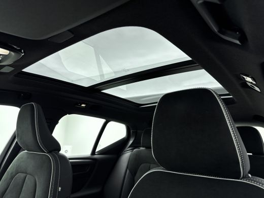 Volvo  XC40 Recharge Twin Ultimate 78 kWh | 408pk | Trekhaak | Pixel LED lampen | PDC + Camera | Stoel - Stuu... ActivLease financial lease