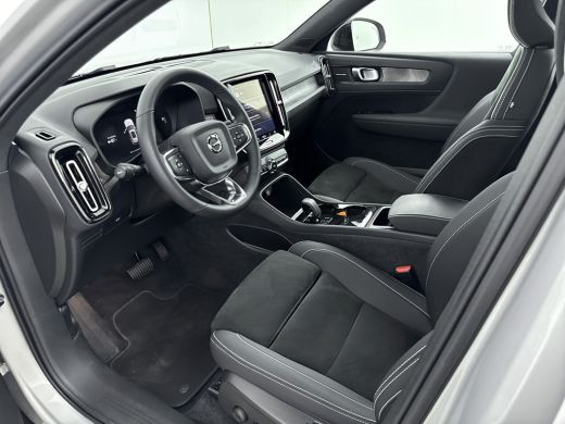 Volvo  XC40 Recharge Twin Ultimate 78 kWh | 408pk | Trekhaak | Pixel LED lampen | PDC + Camera | Stoel - Stuu... ActivLease financial lease