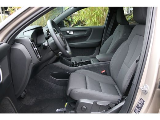 Volvo  XC40 Volvo Single Motor Extended Range Plus 82 kWh | Camera | Stuur/stoelverwarming | Keyless | Pilot ... ActivLease financial lease